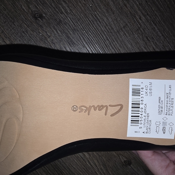 Clarks Linvale Women's Black Leather Pumps 6.5 - Picture 5 of 5